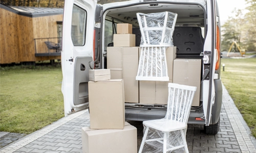 moving-boxes-and-truck